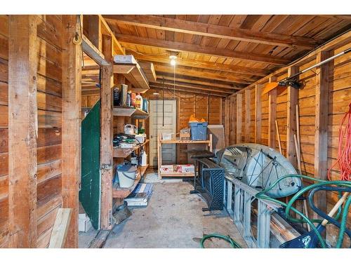 Remise - 104 Ch. O.-Prévost, Val-Des-Bois, QC - Indoor Photo Showing Basement