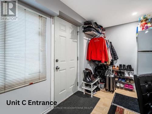 49 Eastchester Ave, St. Catharines, ON - Indoor