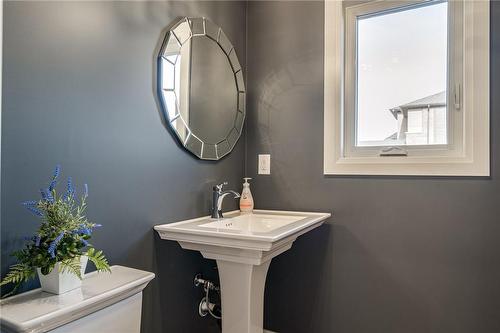 156 Shoreview Drive, Welland, ON - Indoor Photo Showing Bathroom