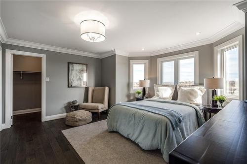156 Shoreview Drive, Welland, ON - Indoor Photo Showing Bedroom
