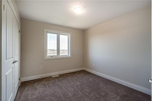 156 Shoreview Drive, Welland, ON - Indoor Photo Showing Other Room