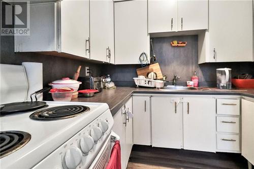 96 Purdy, Moncton, NB - Indoor Photo Showing Kitchen