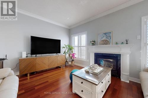 128 Selwyn Rd, Richmond Hill, ON - Indoor Photo Showing Living Room With Fireplace