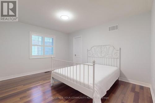 128 Selwyn Rd, Richmond Hill, ON - Indoor Photo Showing Bedroom