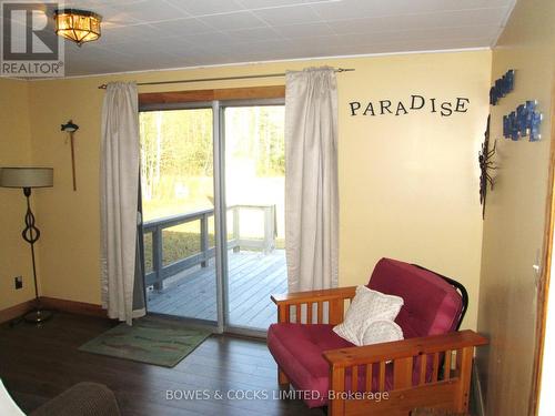 174 Paradise Landing Rd, Hastings Highlands, ON - Indoor Photo Showing Other Room