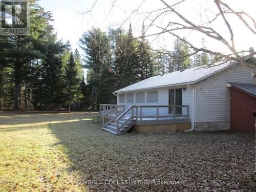 174 Paradise Landing Rd, Hastings Highlands, ON - Outdoor