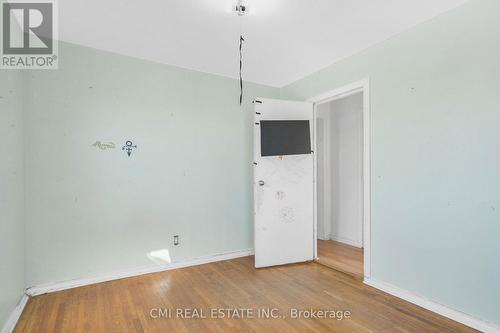 11 Broadway Avenue, Brockville, ON - Indoor Photo Showing Other Room