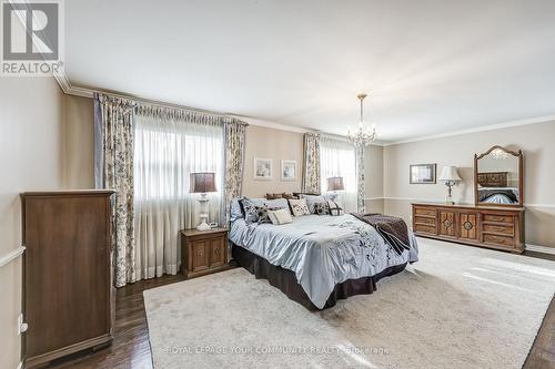 25 Alcaine Crt, Markham, ON - Indoor Photo Showing Bedroom