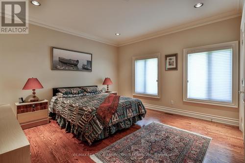 17 Paddock Court, Toronto, ON - Indoor Photo Showing Bedroom