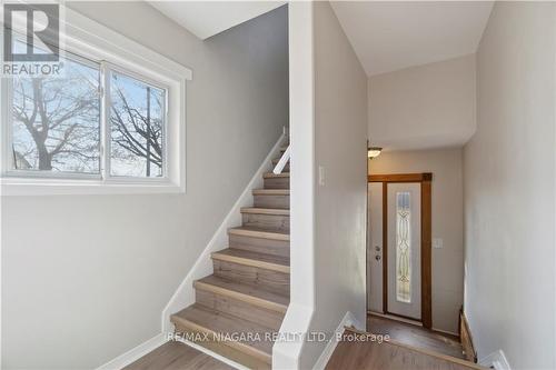 79 Edith St, St. Catharines, ON - Indoor Photo Showing Other Room