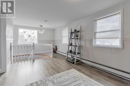 359 Limerick St, Innisfil, ON - Indoor Photo Showing Other Room