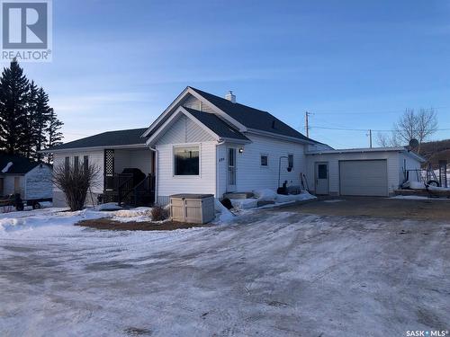 609 Weikle Avenue, Sturgis, SK - Outdoor