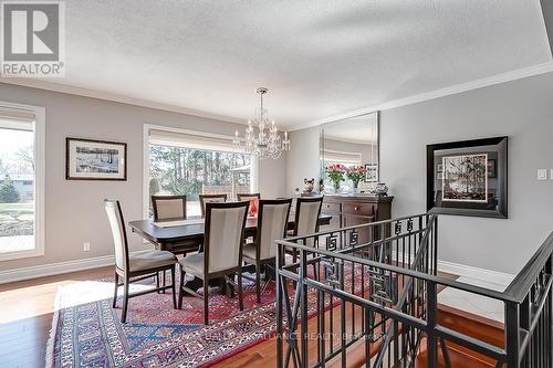 258 Westwood Drive, Oakville, ON - Indoor Photo Showing Dining Room