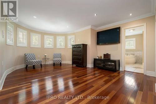 41 Gollop Cres, Halton Hills, ON - Indoor Photo Showing Living Room
