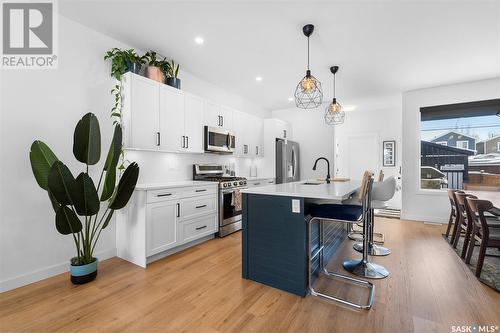 1622 Alexandra Avenue, Saskatoon, SK - Indoor Photo Showing Kitchen With Upgraded Kitchen