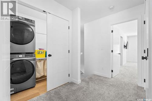 1622 Alexandra Avenue, Saskatoon, SK - Indoor Photo Showing Laundry Room