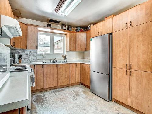 Kitchen - 30 12E Avenue, Deux-Montagnes, QC - Indoor Photo Showing Kitchen With Double Sink