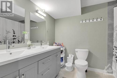 2968 Drew Drive, South Mountain, ON - Indoor Photo Showing Bathroom