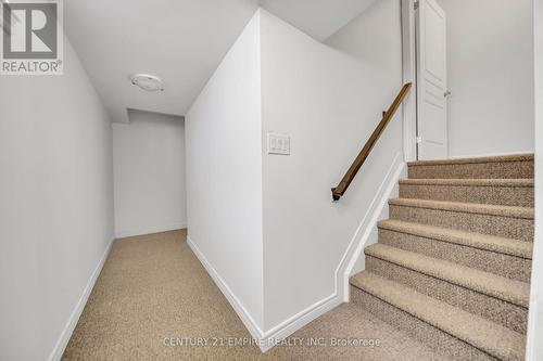 146 Winterberry Boulevard, Thorold, ON - Indoor Photo Showing Other Room