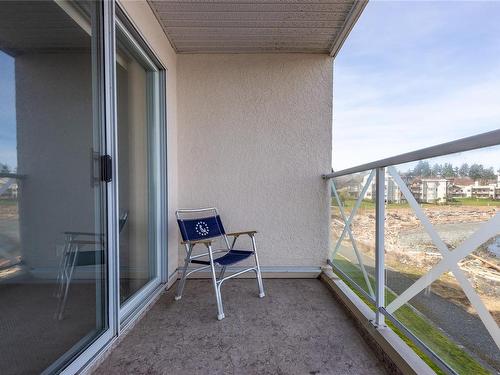 205-87 Island Hwy South, Campbell River, BC - Outdoor With Balcony With Exterior