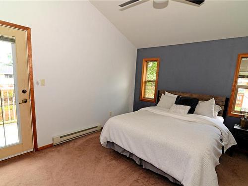 2374 Mill Rd, Nanaimo, BC - Indoor Photo Showing Bedroom
