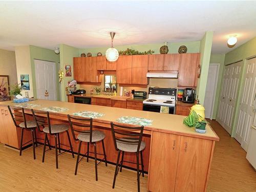 2374 Mill Rd, Nanaimo, BC - Indoor Photo Showing Kitchen