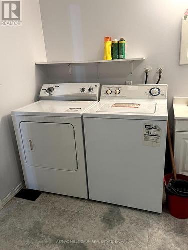 744 Homestead Rd, Mattawa, ON - Indoor Photo Showing Laundry Room