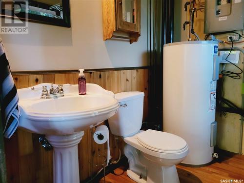 13 Stoney Lake Road, Humboldt Lake, SK - Indoor Photo Showing Bathroom