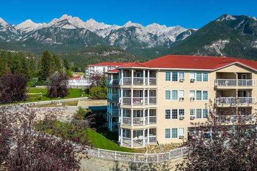 4008B - 5052 Riverview Road, Fairmont Hot Springs, BC - Outdoor With Balcony