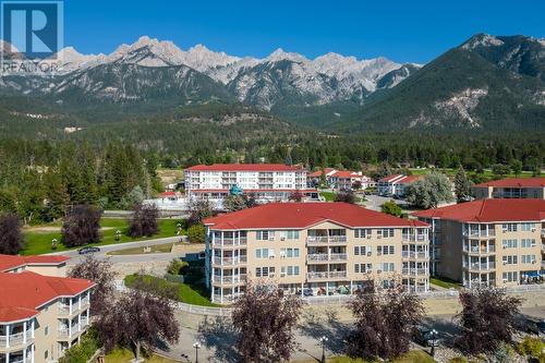 5052 Riverview  Road Unit# 4008B, Fairmont Hot Springs, BC - Outdoor With Balcony With View