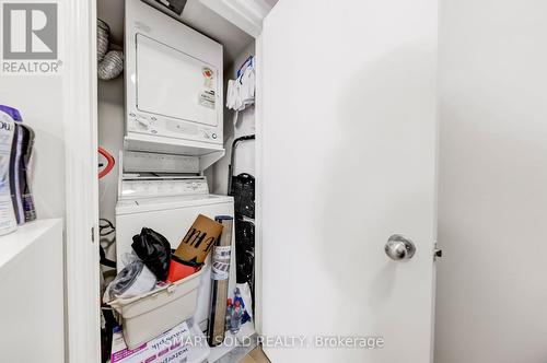 679 - 3 Everson Drive, Toronto, ON - Indoor Photo Showing Laundry Room
