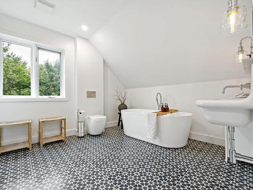 Salle de bains - 40 Ch. Des Magnolias, Mont-Tremblant, QC - Indoor Photo Showing Bathroom