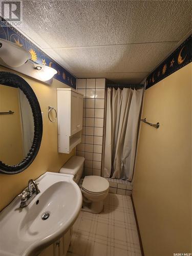 105 Carrol Street, Lampman, SK - Indoor Photo Showing Bathroom