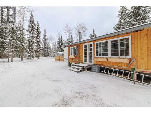 6846 Fawn Creek Road, Lone Butte, BC - Outdoor