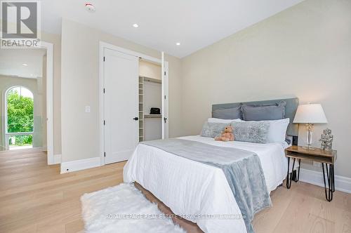 1618 Dogwood Tr, Mississauga, ON - Indoor Photo Showing Bedroom