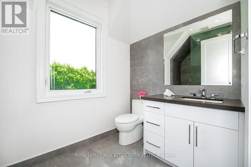 1618 Dogwood Tr, Mississauga, ON - Indoor Photo Showing Bathroom