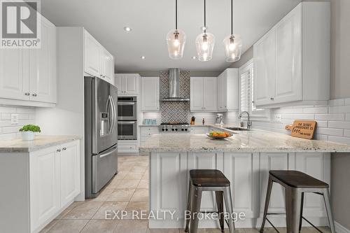54 Gentle Fox Dr, Caledon, ON - Indoor Photo Showing Kitchen With Stainless Steel Kitchen With Upgraded Kitchen