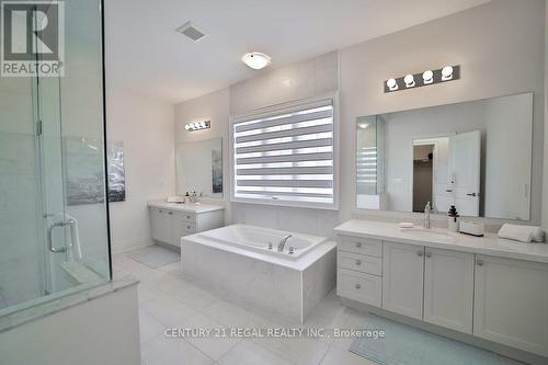 135 Steam Whistle Dr, Whitchurch-Stouffville, ON - Indoor Photo Showing Bathroom