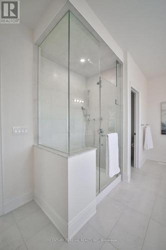 135 Steam Whistle Drive, Whitchurch-Stouffville, ON - Indoor Photo Showing Bathroom