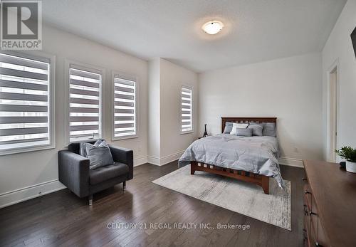 135 Steam Whistle Dr, Whitchurch-Stouffville, ON - Indoor Photo Showing Bedroom