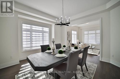 135 Steam Whistle Dr, Whitchurch-Stouffville, ON - Indoor Photo Showing Dining Room