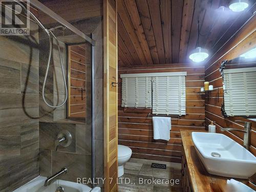 426197 25Th Sideroad, Mono, ON - Indoor Photo Showing Bathroom