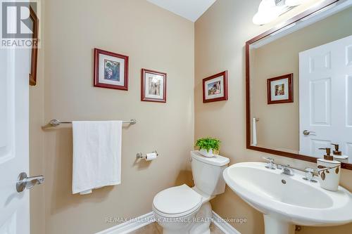 2171 Dunvegan Avenue, Oakville, ON - Indoor Photo Showing Bathroom