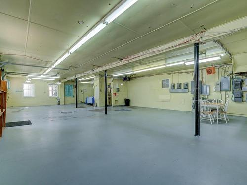 Commerce - 16865Z Av. St-Louis, Saint-Hyacinthe, QC - Indoor Photo Showing Garage