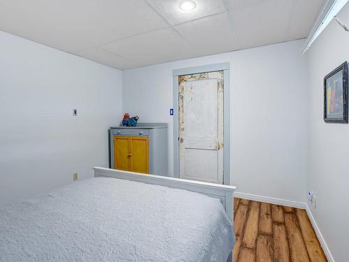 Chambre Ã Â coucher - 41 Ch. Du Bouton-D'Or, Sainte-Anne-Des-Lacs, QC - Indoor Photo Showing Bedroom