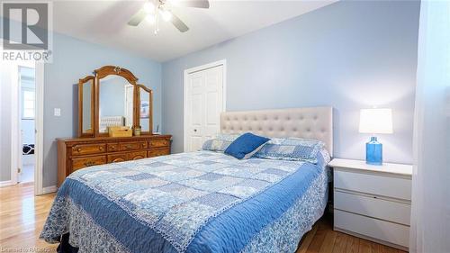 9 Dorena Crescent, Sauble Beach, ON - Indoor Photo Showing Bedroom