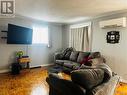 530 Queen Street, Bathurst, NB  - Indoor Photo Showing Living Room 