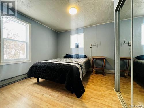530 Queen Street, Bathurst, NB - Indoor Photo Showing Bedroom