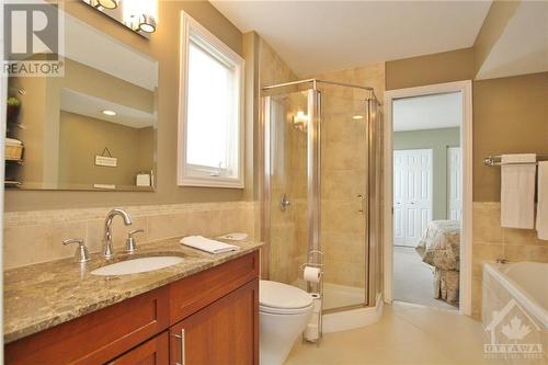 38 Armagh Way, Ottawa, ON - Indoor Photo Showing Bathroom