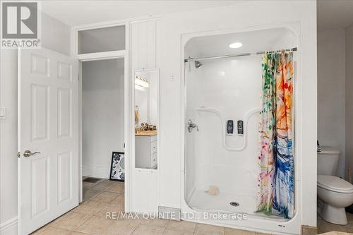225 William St, Belleville, ON - Indoor Photo Showing Bathroom